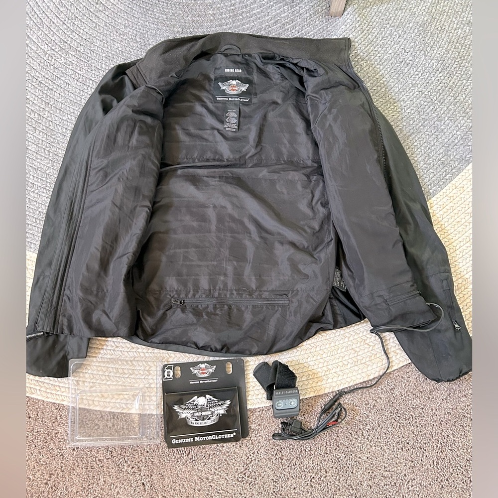 Harley-Davidson Men's Heated One-Touch Programmable Plug-In 12V Jacket Liner.